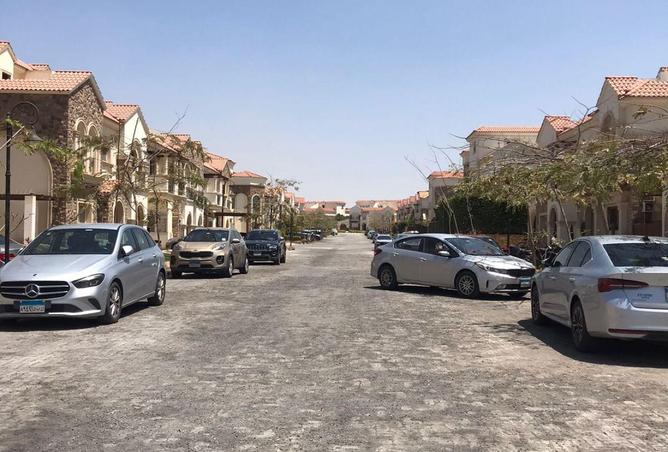 70627534 - Property Image 3