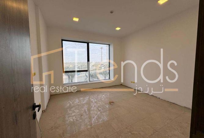 8583174 - Property Main Image