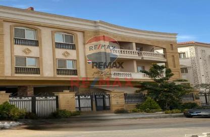 Apartment - 3 Bedrooms - 3 Bathrooms for sale in Al Nadi Square - 3rd Neighborhood - 4th District West - Shorouk City - Cairo Apartment - 3 Bedrooms - 3 Bathrooms for sale in Al Nadi Square - 3rd Neighborhood - 4th District West - Shorouk City - Cairo
