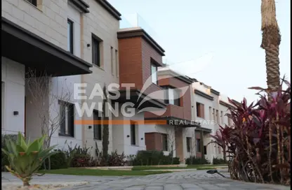Townhouse - 4 Bedrooms - 5 Bathrooms for sale in Azzar - 5th Settlement Compounds - The 5th Settlement - New Cairo City - Cairo
