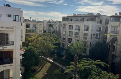 سطح - 2 غرف نوم - 1 حمام للايجار في حدائق المهندسين - الحي الرابع - الشيخ زايد - الجيزة