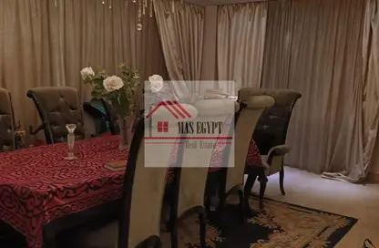 شقة - 3 غرف نوم - 3 حمامات للبيع في شارع شهاب - المهندسين - الجيزة