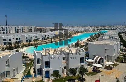 شاليه - 3 غرف نوم - 2 حمامات للبيع في ماونتن فيو راس الحكمة - راس الحكمة - الساحل الشمالي