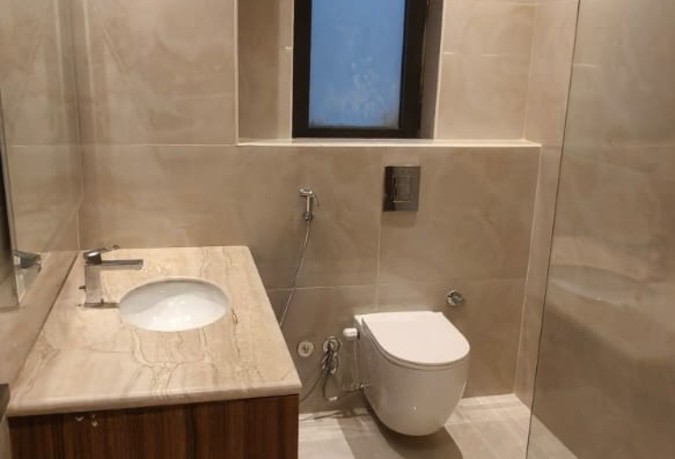 Luxury Apartment For Rent In Lake View Residence thumbnail