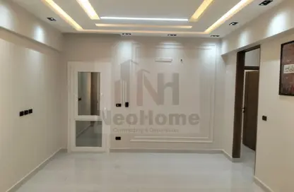 Apartment - 3 Bedrooms - 2 Bathrooms for rent in 2nd Neighborhood - 4th Area - Shorouk City - Cairo