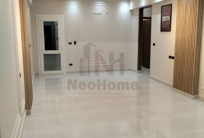 58246060 - Property Image 3