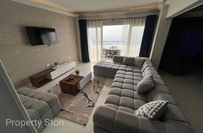 Apartment - 2 Bedrooms - 2 Bathrooms for rent in Cornish El Nile St. - Maadi - Hay El Maadi - Cairo