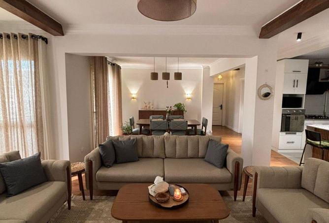 62407677 - Property Image 2