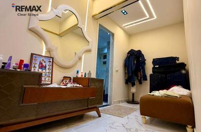 Apartment - 3 Bedrooms - 2 Bathrooms for sale in Heliopolis Square - El Nozha - Cairo Apartment - 3 Bedrooms - 2 Bathrooms for sale in Heliopolis Square - El Nozha - Cairo