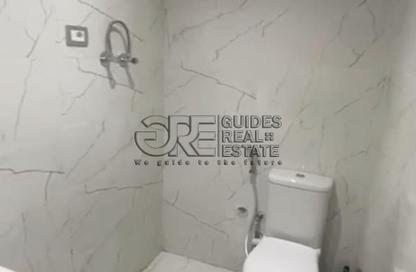 Clinic - Studio - 1 Bathroom for rent in The Gate Plaza Mall - 10th District - Sheikh Zayed City - Giza