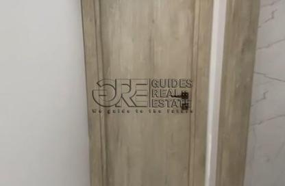 Clinic - Studio - 1 Bathroom for rent in The Gate Plaza Mall - 10th District - Sheikh Zayed City - Giza
