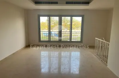 دوبلكس - 5 غرف نوم - 7 حمامات للبيع في سوان ليك قطامية - التجمع الاول - مدينة القاهرة الجديدة - القاهرة