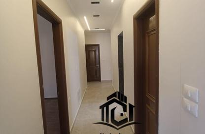 Apartment - 3 Bedrooms - 3 Bathrooms for sale in West Somid - 6 October City - Giza