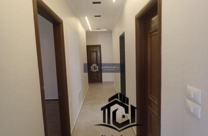 Apartment - 3 Bedrooms - 3 Bathrooms for sale in West Somid - 6 October City - Giza Apartment - 3 Bedrooms - 3 Bathrooms for sale in West Somid - 6 October City - Giza