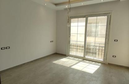 Apartment - 2 Bedrooms - 2 Bathrooms for sale in Regents Park - Al Andalus District - New Cairo City - Cairo