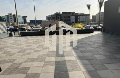Shop - Studio - 1 Bathroom for rent in North Plus Mall - North Teseen St. - The 5th Settlement - New Cairo City - Cairo