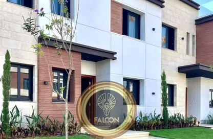 Villa - 5 Bedrooms - 3 Bathrooms for sale in Azzar - 5th Settlement Compounds - The 5th Settlement - New Cairo City - Cairo