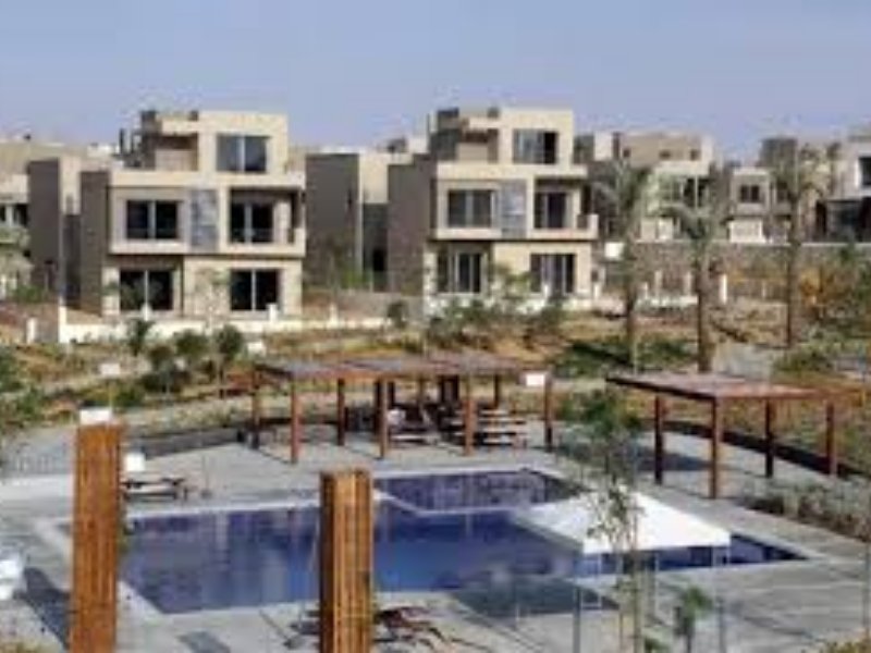 3BR Townhouse | Prime Location | Palm Hills thumbnail