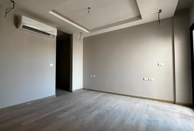 104885306 - Property Image 2