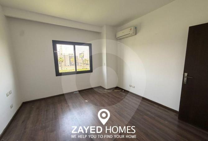 74586463 - Property Image 3
