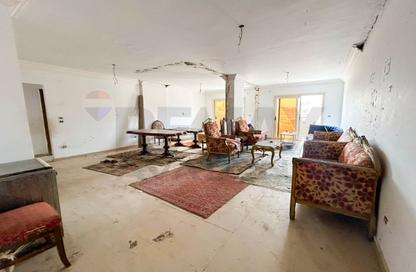Apartment - 4 Bedrooms - 2 Bathrooms for sale in Iskandar Ibrahim St. - Miami - Hay Awal El Montazah - Alexandria