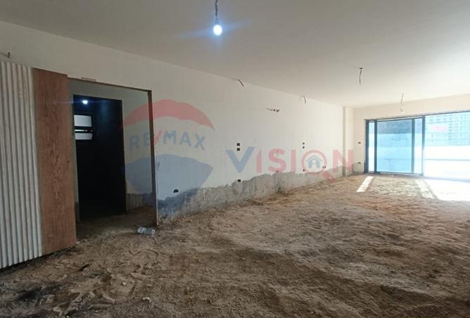 8328643 - Property Image 3