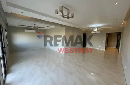Apartment - 3 Bedrooms - 3 Bathrooms for rent in Westown - Sheikh Zayed Compounds - Sheikh Zayed City - Giza