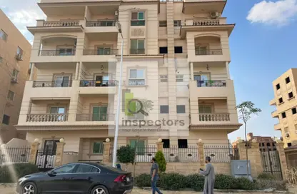 Apartment - 3 Bedrooms - 2 Bathrooms for sale in South Lotus - El Lotus - New Cairo City - Cairo
