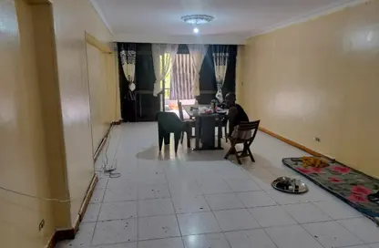 Apartment - 3 Bedrooms - 2 Bathrooms for rent in Saeed Zakaria St. - Al Sefarat District - Nasr City - Cairo Apartment - 3 Bedrooms - 2 Bathrooms for rent in Saeed Zakaria St. - Al Sefarat District - Nasr City - Cairo