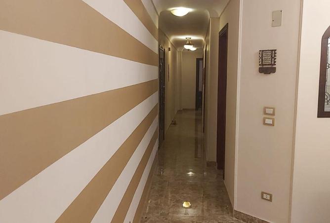 74310030 - Property Image 2