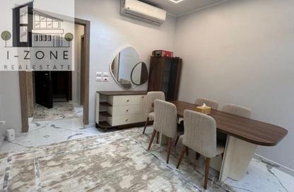 شقة - 2 غرف نوم - 2 حمامات للايجار في جاليريا  مون فالى - المستثمرين الجنوبية - مدينة القاهرة الجديدة - القاهرة