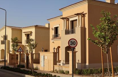Townhouse - 3 - 4 for sale in City Gate - 5th Settlement Compounds - The 5th Settlement - New Cairo City - Cairo Townhouse - 3 - 4 for sale in City Gate - 5th Settlement Compounds - The 5th Settlement - New Cairo City - Cairo