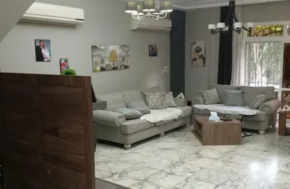 تاون هاوس - 4 غرف نوم - 3 حمامات للبيع في حدائق المهندسين - الحي الرابع - الشيخ زايد - الجيزة