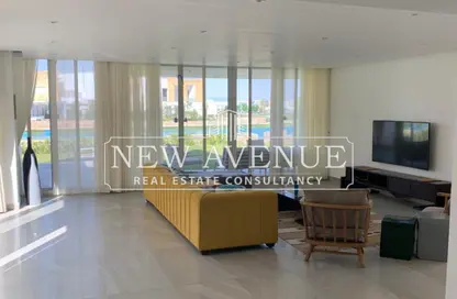 فيلا - 5 غرف نوم - 7 حمامات للبيع في سي شيل - سيدي عبد الرحمن - الساحل الشمالي