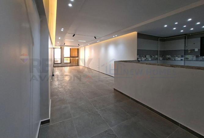 71915182 - Property Main Image