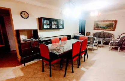 شقة - 3 غرف نوم - 2 حمامات للبيع في جناكليس - حي شرق - الاسكندرية