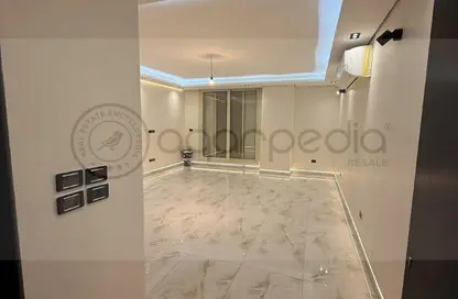 Apartment - 3 Bedrooms - 3 Bathrooms for sale in Taj City - 5th Settlement Compounds - The 5th Settlement - New Cairo City - Cairo