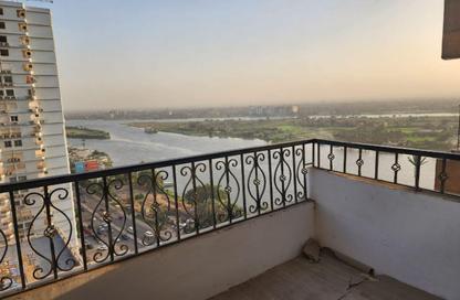 Apartment - 3 Bedrooms - 2 Bathrooms for sale in Cornish El Nile St. - Maadi - Hay El Maadi - Cairo