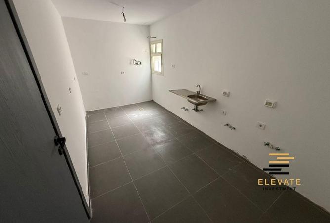 8665682 - Property Image 3