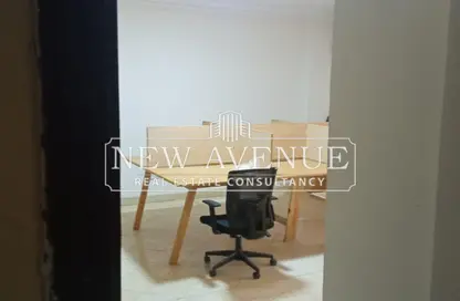 مساحات مكتبية - 4 غرف نوم - 1 حمام للايجار في ميدان دجله - دجلة - حي المعادي - القاهرة