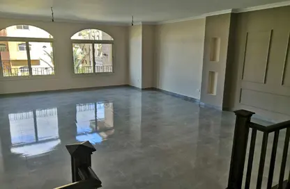 Apartment - 3 Bedrooms - 3 Bathrooms for rent in Area B - Ganoob El Acadimia - New Cairo City - Cairo