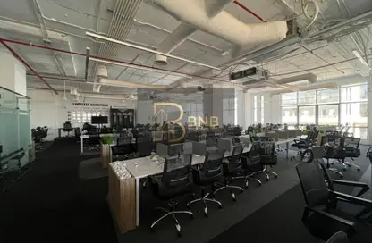 مساحات مكتبية - استوديو - 3 حمامات للايجار في شارع التسعين الجنوبي - التجمع الخامس - مدينة القاهرة الجديدة - القاهرة