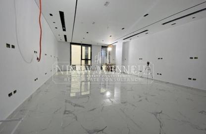 Office Space - Studio - 1 Bathroom for rent in Hyde Park Business District Mall - South Teseen St. - The 5th Settlement - New Cairo City - Cairo