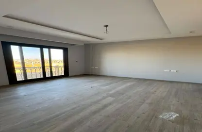 Apartment - 3 Bedrooms - 3 Bathrooms for rent in Village West - Sheikh Zayed Compounds - Sheikh Zayed City - Giza