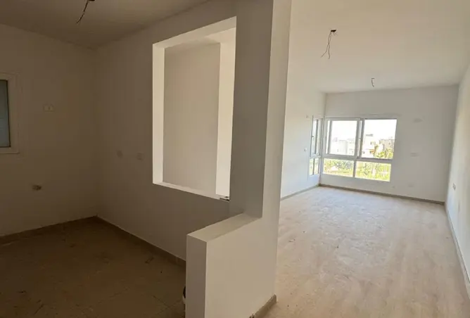 98831386 - صورة العقار 2