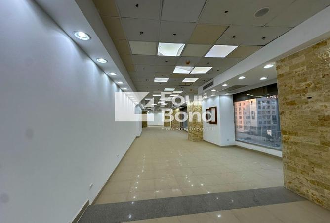 98834975 - Property Image 3