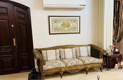 Apartment - 4 Bedrooms - 3 Bathrooms for rent in Area G - Ganoob El Acadimia - New Cairo City - Cairo