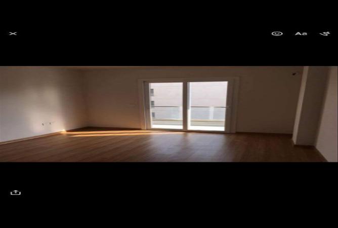 8588351 - Property Image 3