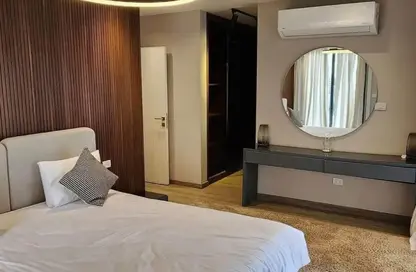 Apartment - 3 Bedrooms - 3 Bathrooms for sale in Village West - Sheikh Zayed Compounds - Sheikh Zayed City - Giza