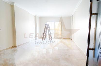 Apartment - 3 Bedrooms - 3 Bathrooms for rent in Sawary - Alexandria Compounds - Alexandria